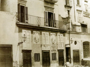 teatro San Carlino poco prima di essere abbattuto 1884